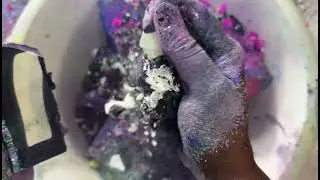 Credit Goes to :- @unplainjaneasmr #asmr #gymchalkasmr #satisfying #fyp #foryou #gymchalkcrush 
