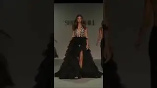 Современная классика: платья Sherri Hill 2025