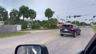 West Manatee Fire Rescue, Engine 121 responding