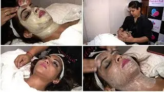 Arshi Khan Makeover At Panache Salon