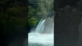 waterfall freestyle in chile! #whitewaterkayaking #kayakgirl #chile