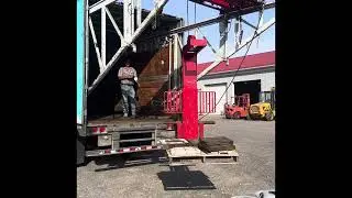 48&prime; GREAT DANE VAN BODY TRAILER WITH 4,000 LBS WAYNE CARGOMASTER ENCLOSED TRAILER BRIDGE CRANE