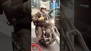 BREEZY RIDER Harley-Davidson Panhead Chopper