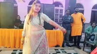 Beautiful emotional dance by bride| ungli pakad k tune | o veer mere | a aa ee|#emotional#bridedance