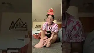 ноги и подошвы учителя