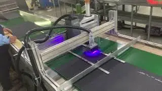 The PIJ UV piezoelectric inkjet printer prints product identification marks on carpets.