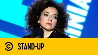 Zara Viejuno | Virginia Riezu | Stand Up | Comedy Central Espa&ntilde;a