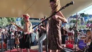 Bootleg Betty - Hey Ho on the Devil's Back (Katzenjammer, 2008)