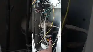 3 Phase Ac compressor Humming And mcb TRIPPING  ||how to check ac compressor #mractech #hvac