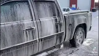 Testing our new salt neutralizing vehicle wash soap!