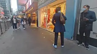 Selfie in Central｜A Parallel Walk Through a Vertical City｜Hong Kong|自拍中環｜在垂直城市裡平行漫步