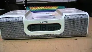 iHome - Not iCrap - iH5 clock radio/iPod dock