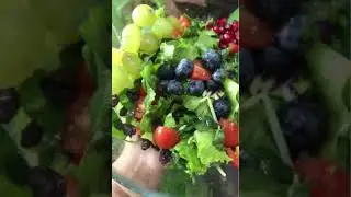 Quick Colorful Christmas Salad Instagram Reel | Easy Christmas Dinner Ideas #shorts