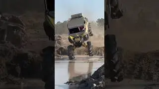 INSANE nitrous powered Can Am X3 wrecks in Bounty hole #mudding #xmr #canam #canamoffroad