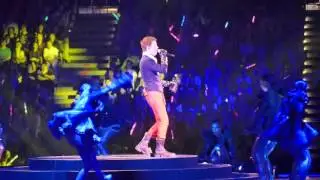 月亮下求你一吻 - 黎明《Random Love Songs 4D in Live 2016》演唱會 29-4-2016