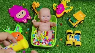 Full of 3 Rainbow BathTubs Candy with M&M's & Magic Slime Cutting