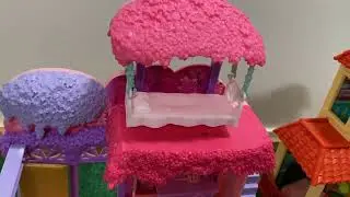Encanto Isabella and Mirabel Pretend Play going to a vacation