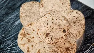 ಸಂಕ್ರಾಂತಿ ಹಬ್ಬದ ವಿಶೇಷ ಶೇಂಗಾ ಹೋಳಿಗೆ ರೆಸಿಪಿ😋☺️#nammamaneaduge please subscribe like share and comment 