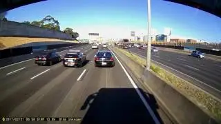 Plane crashes into Dfo Essendon