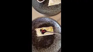 Hana cooks Blackcurrent Compote