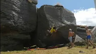 Le Marais 7a+, Ahedo Boulder