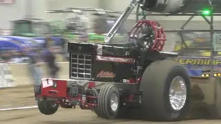 Tractor Pulling 2022 8,500lb. Mod Turbo Tractors In Session 4 Finals Action At Keystone Nationals