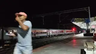 Seemanchal Express (12487) arriving at Araria court Railway station with  WAP-7 30566 (santragachi)