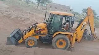 JCB 3DX backhoe fully loading mud in tactor 241@AshokJCBdechu