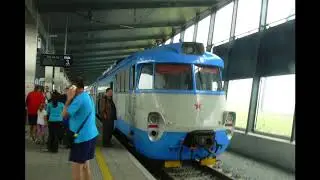 S elektrickou motorovou jednotkou EM 475.1/ČD 451 na leti&scaron;tě Leo&scaron;e Jan&aacute;čka Ostrava