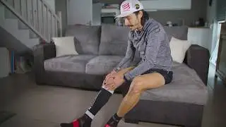 How to put on & off your COMPRESSPORT R2v2 Compression Calf Sleeves?
