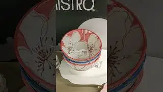 Фамилия.Просто красивая посуда)