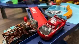 Disney Pixar Cars GRC Jumping Raceway play-set Pixar Cars GRC unboxing review Part 2