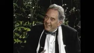 Arlene Herson Interviews Robin Leach