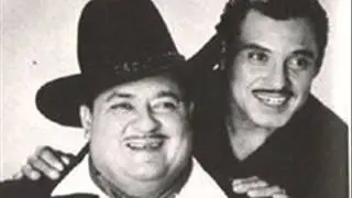 LOS BRONCOS DE REYNOSA- LA FLAUTA VIEJA Y ZAPATO PISADO