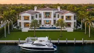 This American Waterfront Mansion Is Pure Billionaire Vibes