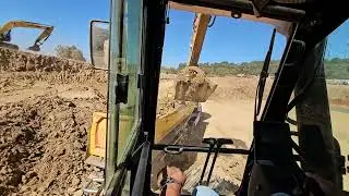 Beton atmaya başladık temel tasfiyesi bitti