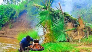 Solo Bushcraft Shelter Build and Wild Steak Cooking in Rainforest