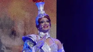 A Drag Queen Christmas 2025 with more Suzie Toot