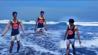 The fun of a holiday to Parangtritis beach