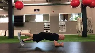 BW-Alternating-Hip Extension Plank