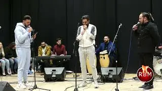 CORO DE HOMBRES DE ALMAFRA  /  EN LA REUNION  (  J Z A  )   EN COCENTAINA