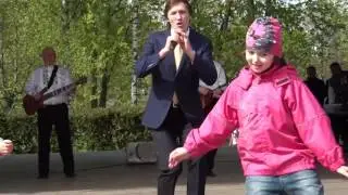 Супер  тенор  поёт  Лизавету