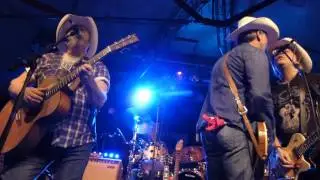 Los Pacaminos - Tearsdrops will fall
