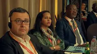 FAMILY BUSINESS  Succession planning Shaping governance for the long term EN