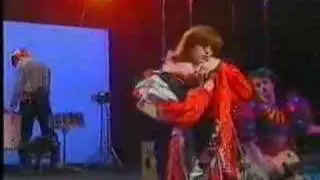 Freur - Doot Doot (Welsh TV Performance)