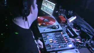 DJ TUTTLE à L'OSTRA le 12.02.2011