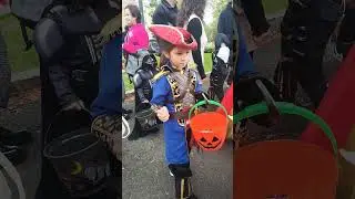 A Pirate, A Baker & Darth Vader  - #westhartford  #halloween Stroll #halloween2023