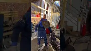 Меняю масло в своем Lamborghini в Кабуле, Афганистан!