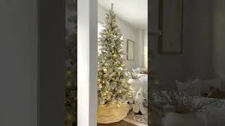 Christmas tree #christmas #interior #interiorhomedesign #christmaslights #christmastree #wonderland