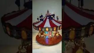Mr christmas  animated  flags carousel